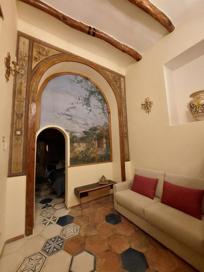 Dimora Storica "Le Stanze Di Dioniso" Βίλα Νάπολη Εξωτερικό φωτογραφία